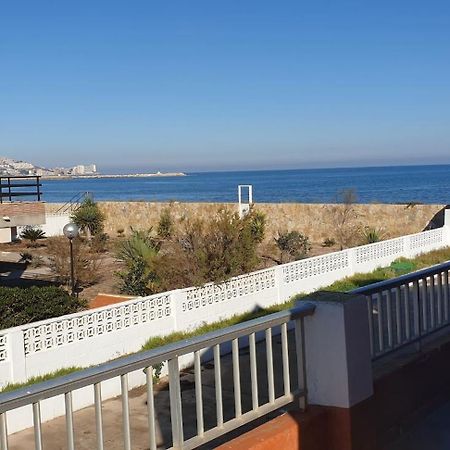 Vacansis Habitaciones Privada En Una Villa A Un Paso Del Mar En กูลเญรา ภายนอก รูปภาพ