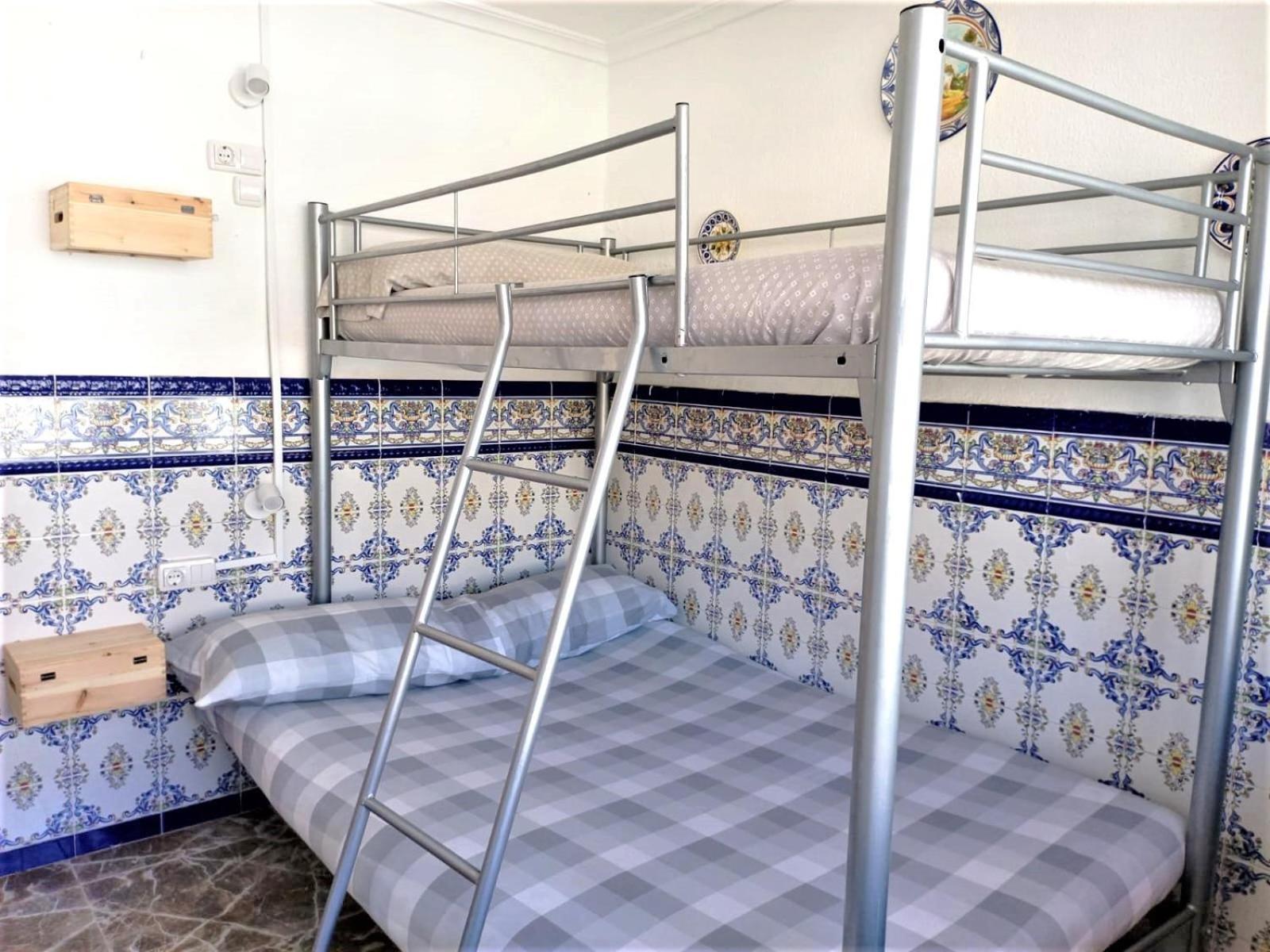 Vacansis Habitaciones Privada En Una Villa A Un Paso Del Mar En กูลเญรา ภายนอก รูปภาพ